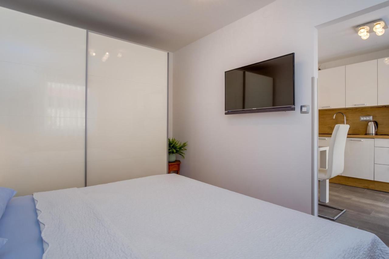 Leonida Appartement Mali Lošinj Buitenkant foto