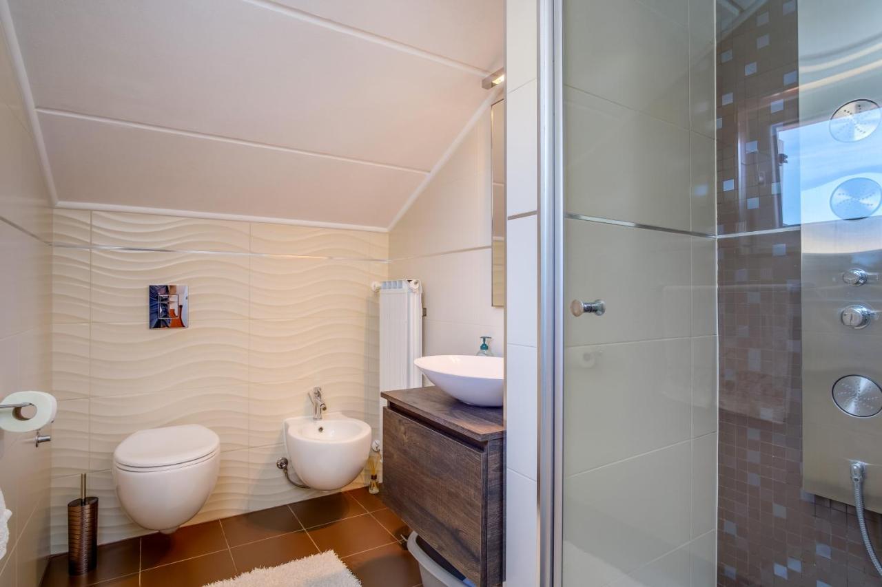 Leonida Appartement Mali Lošinj Buitenkant foto