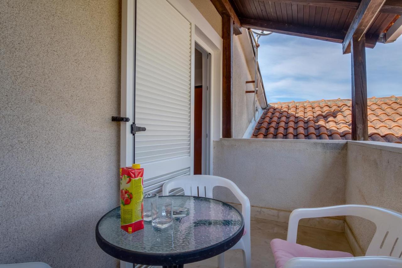 Leonida Appartement Mali Lošinj Buitenkant foto
