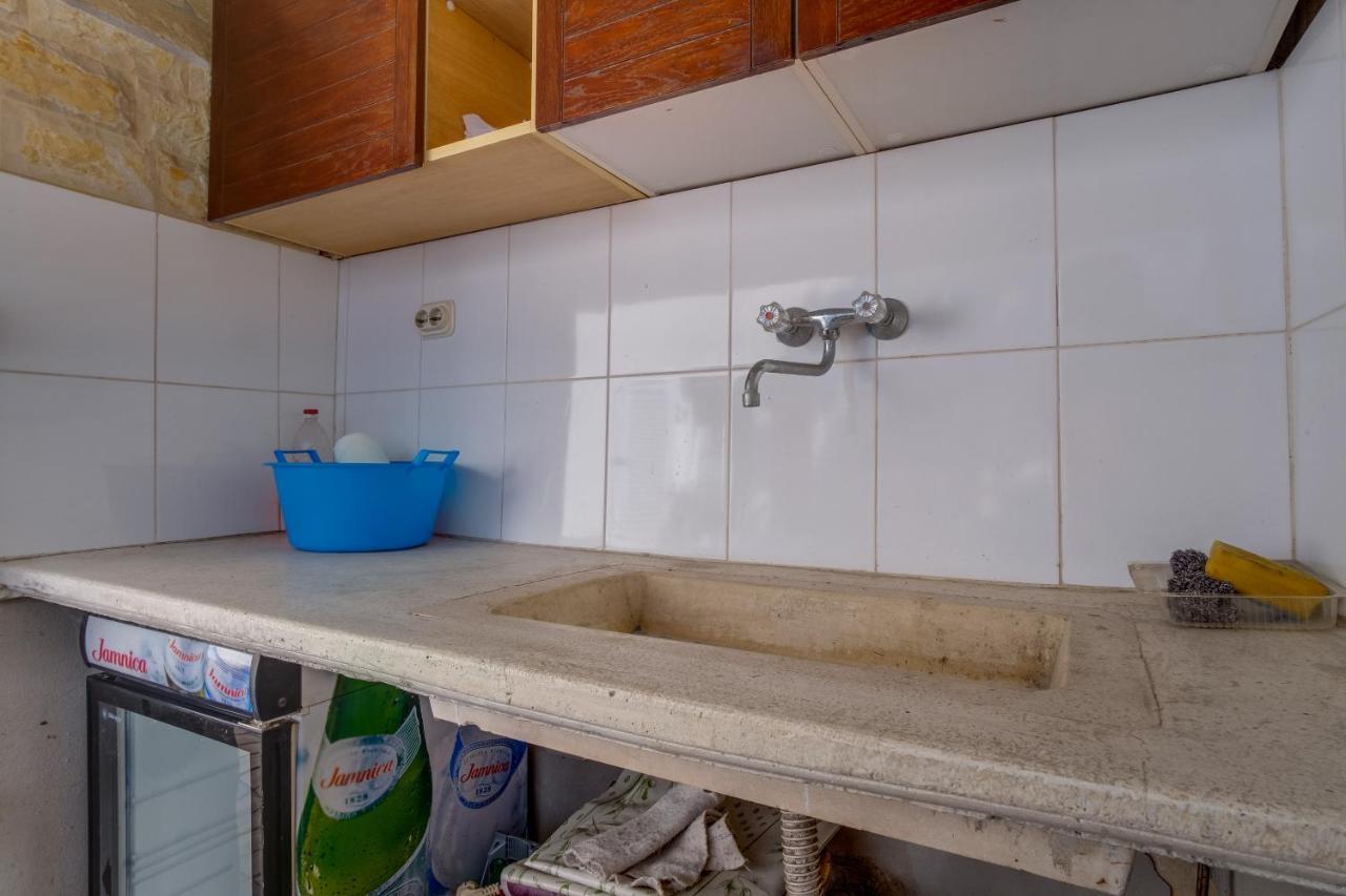 Leonida Appartement Mali Lošinj Buitenkant foto