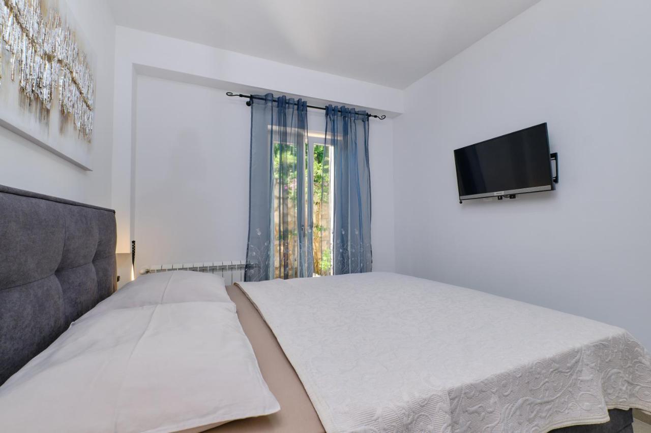 Leonida Appartement Mali Lošinj Buitenkant foto