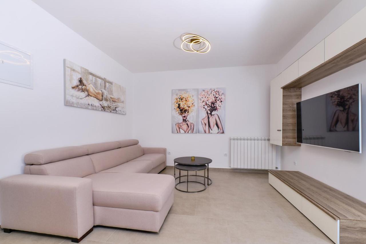 Leonida Appartement Mali Lošinj Buitenkant foto