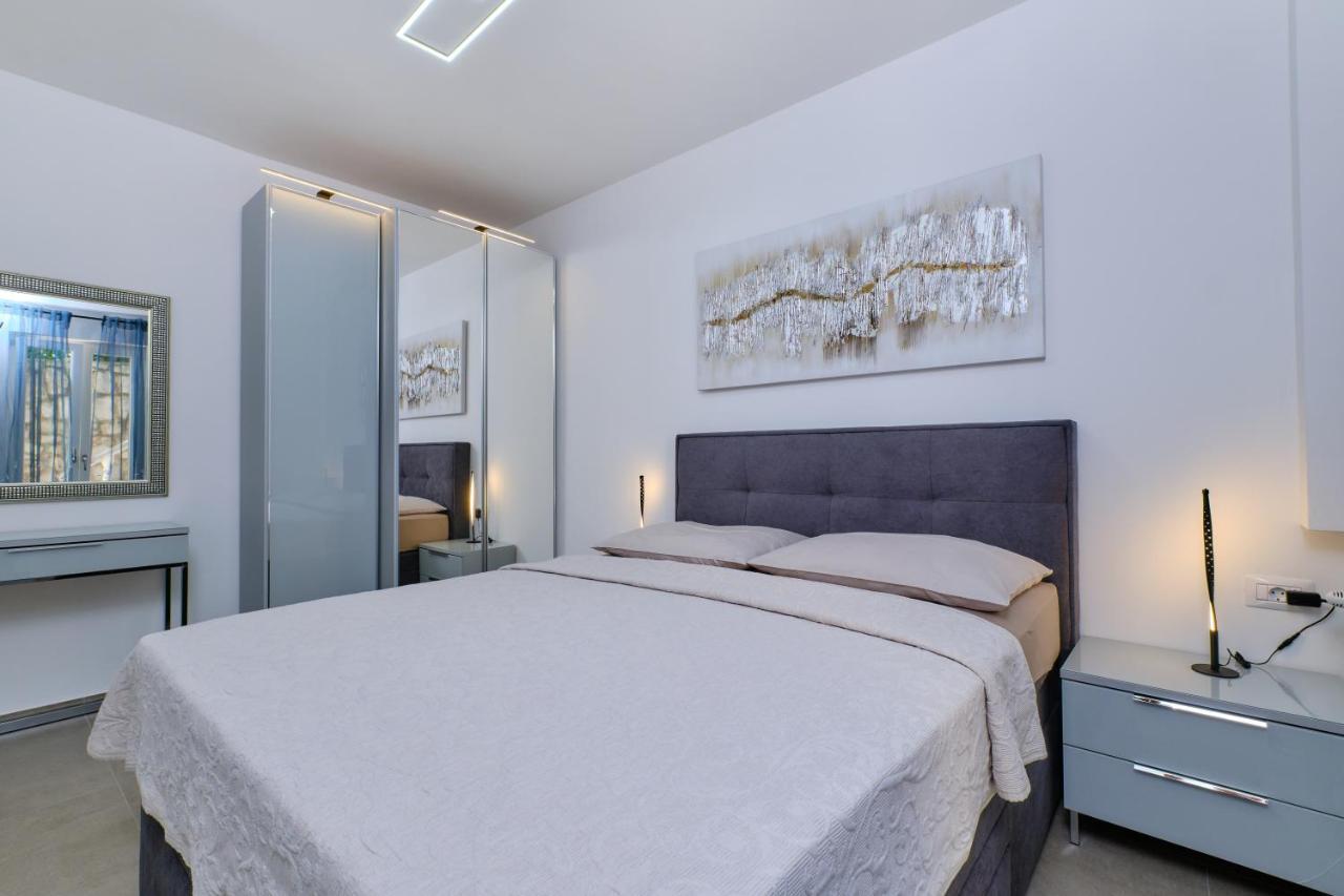 Leonida Appartement Mali Lošinj Buitenkant foto