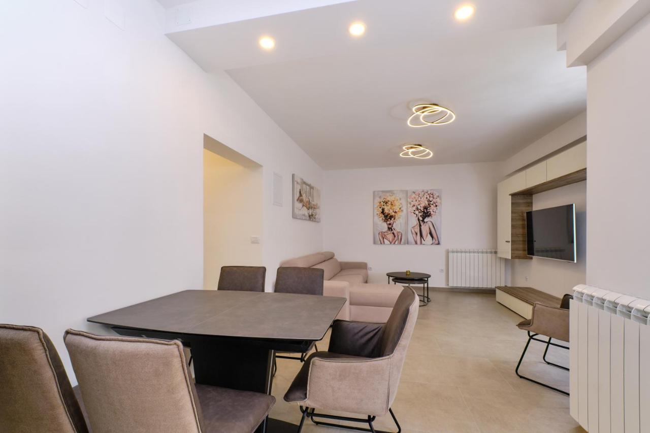 Leonida Appartement Mali Lošinj Buitenkant foto