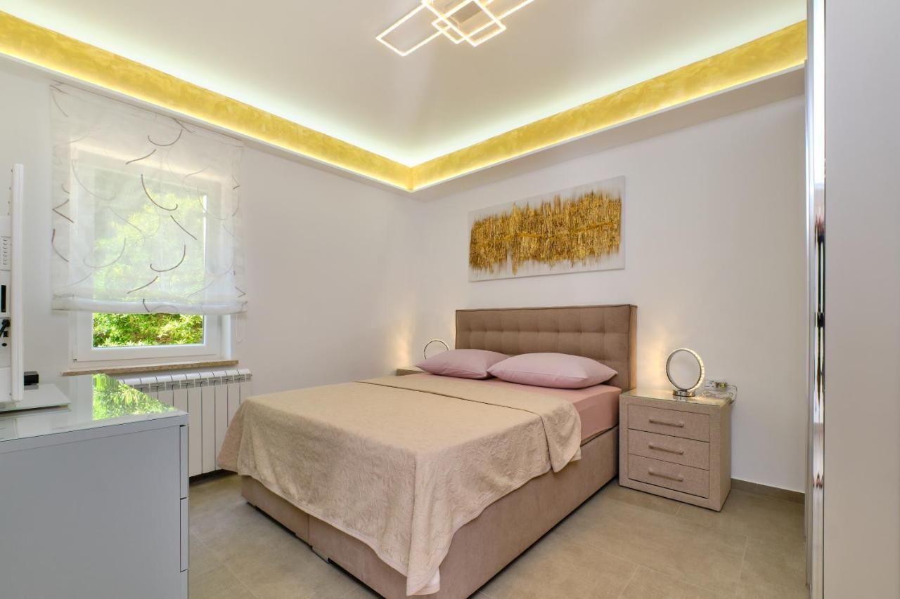 Leonida Appartement Mali Lošinj Buitenkant foto